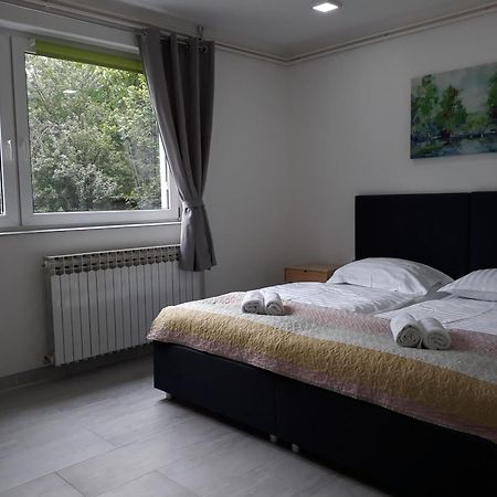 Private Home Rifat Dubrave Gornje Екстериор снимка