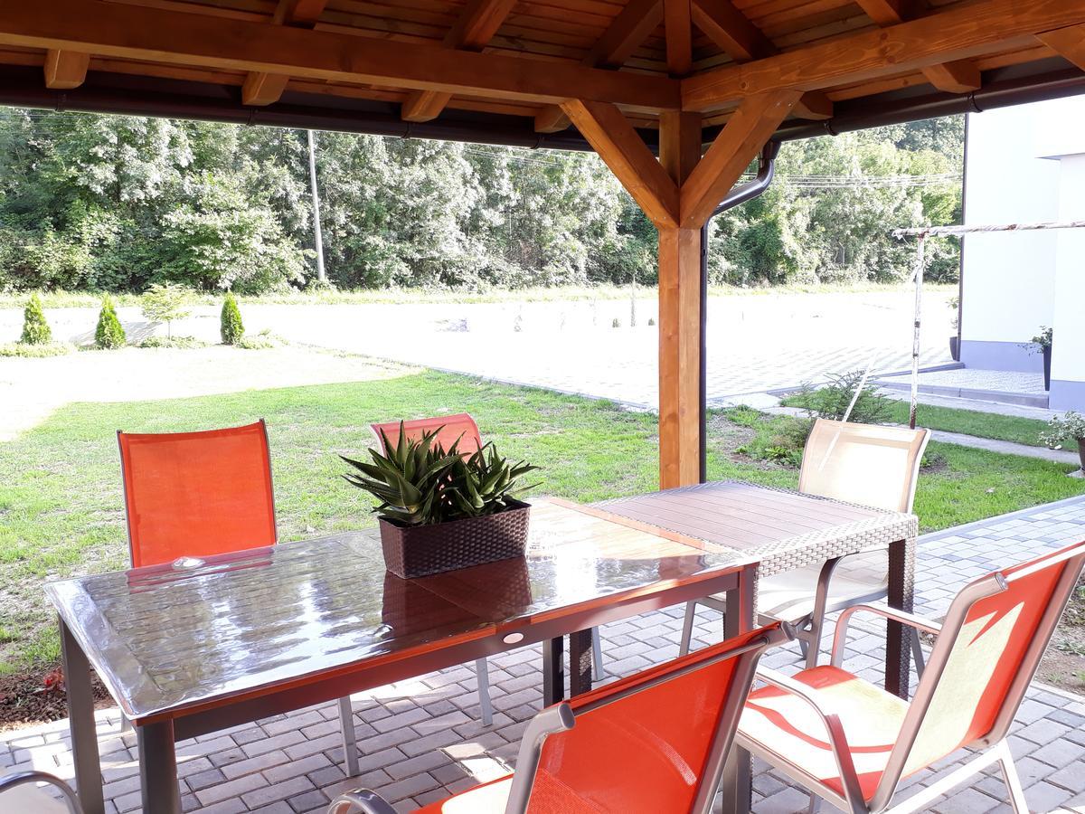 Private Home Rifat Dubrave Gornje Екстериор снимка
